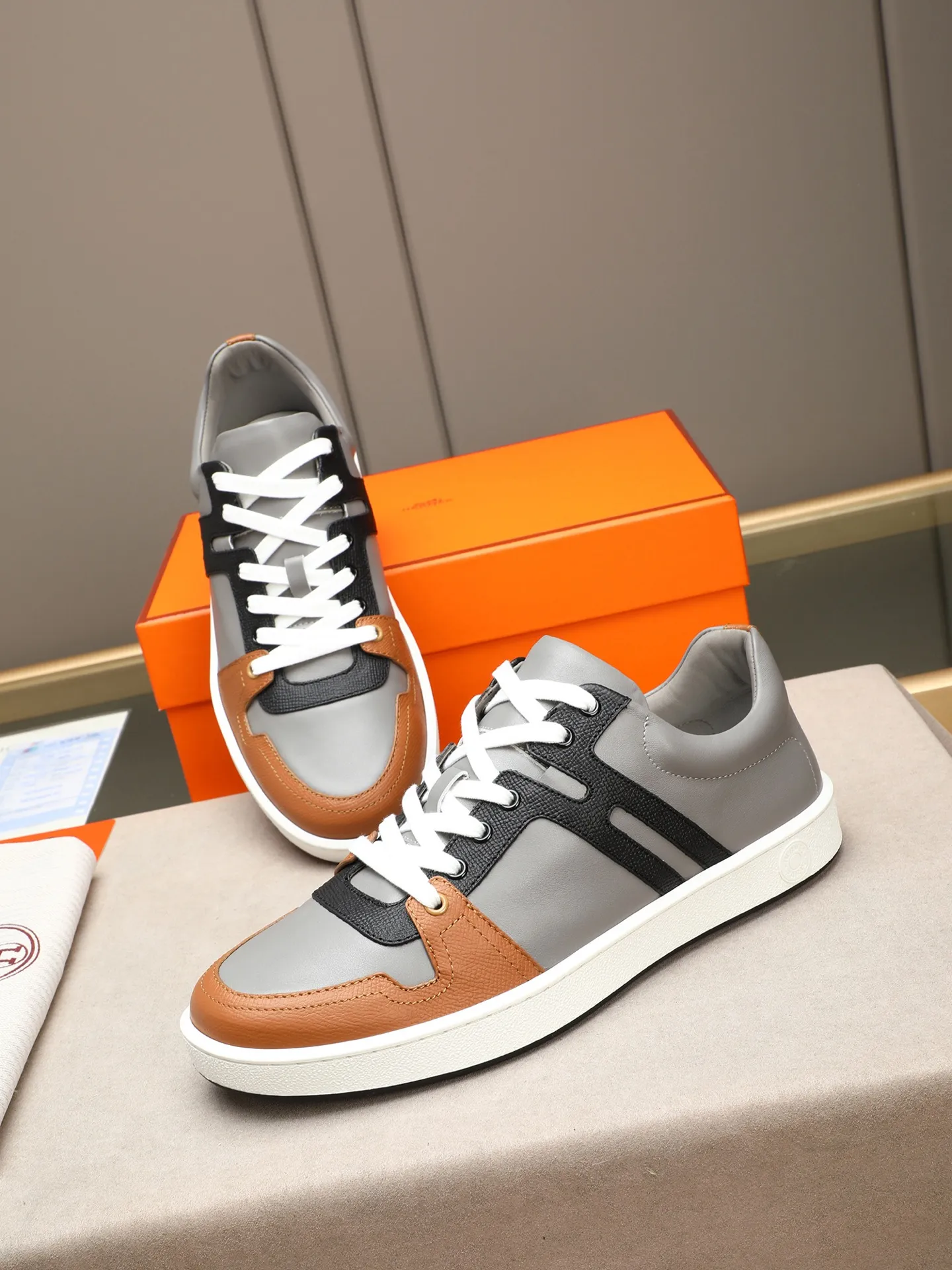 Men's shoes 💰720 [HERMES] Hermès - High-end quality original 🔍🔍🔍 casual sneakers - Upper: 🔝 Napa calfskin, shoe body sewn with brand 'H' totem - Lining: water-dyed cowhide - Outsole: original TPR. :38-44 (45, can be customized)